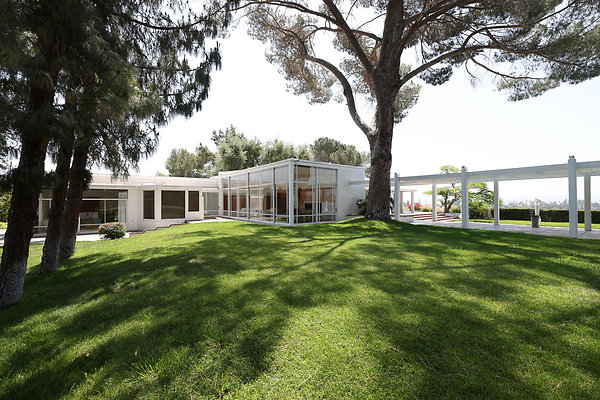 092A Mid Yard 0045