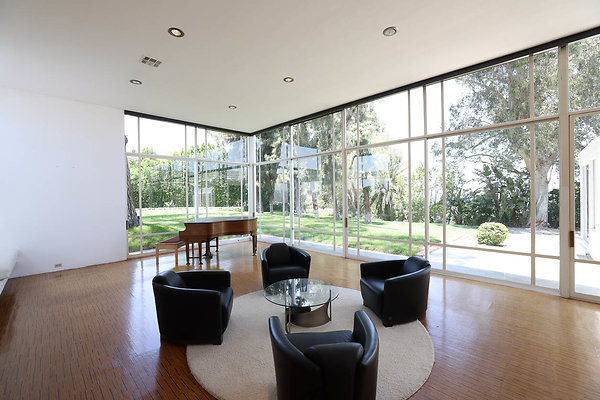 092A Living Room 0207