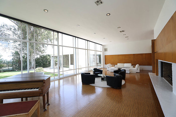 092A Living Room 0212