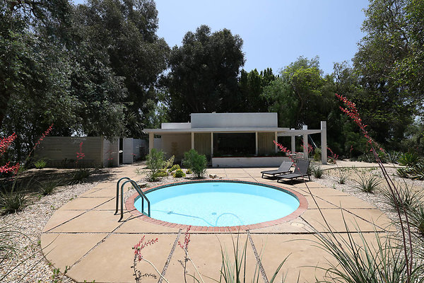 092A Guest House Pool