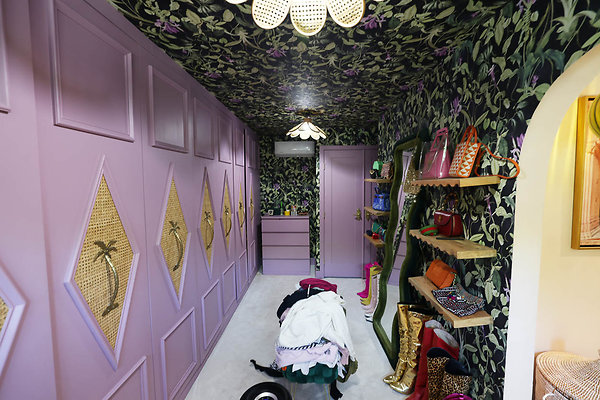 010B Master Closet 0067