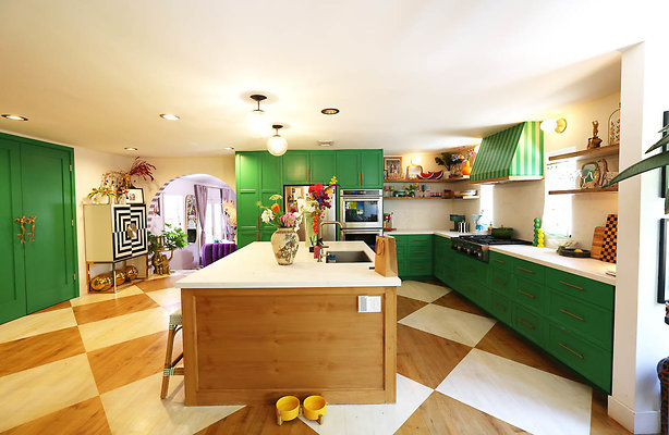 010B Kitchen1 0012
