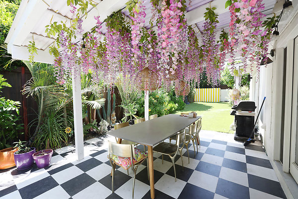 010B Patio 0085