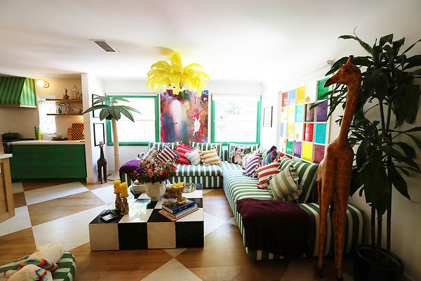 010B Family Room 0009