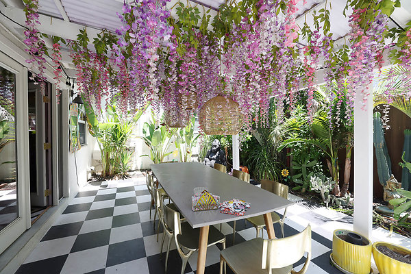 010B Patio 0088