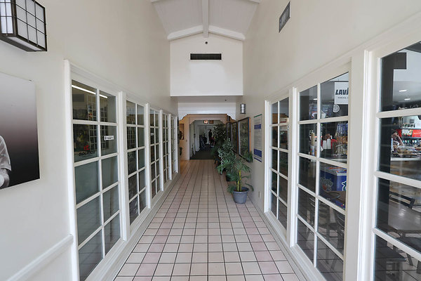 Hallway 0033