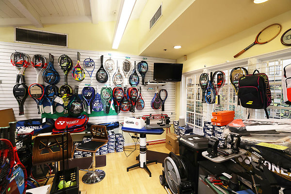 Pro Shop 0057