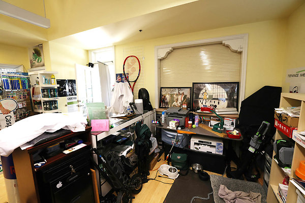 Pro Shop 0061