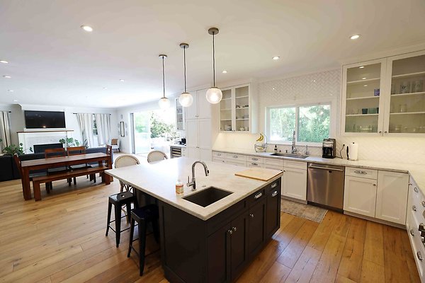 166B Kitchen 0035