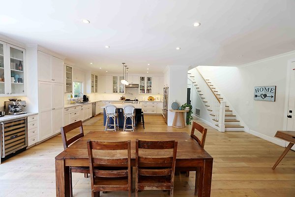 166B Dining Room 0025