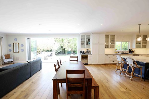 166B Dining Room 0031
