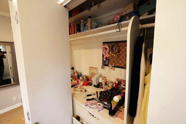 335A Bedroom2 0025