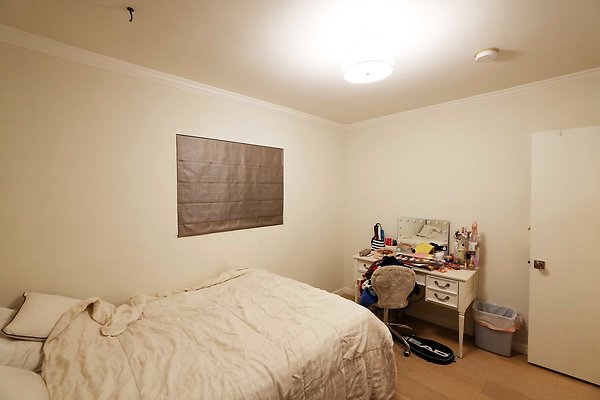 335A Bedroom3 0019