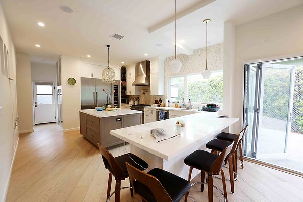 335A Kitchen Counter 0044