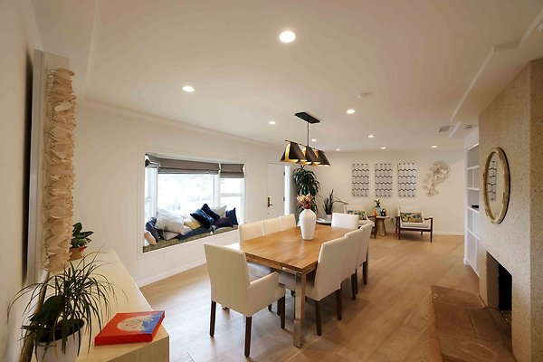 335A Dining Room 0005