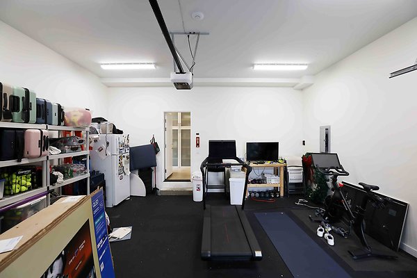 335A Garage1 0066