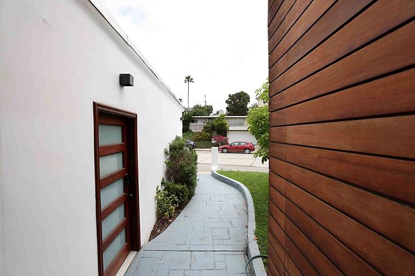 475C Kitchen &amp; Garage Doors rev 0017