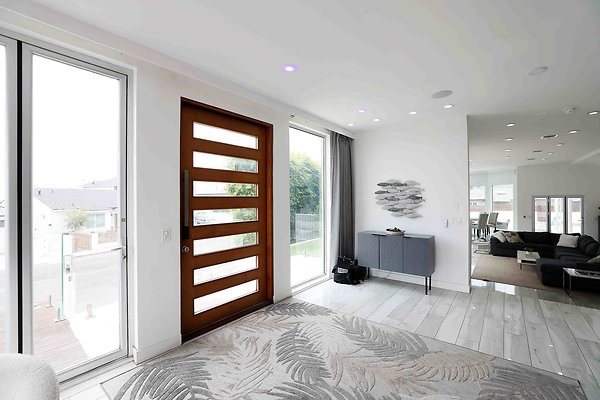 475C Front Entry 0034