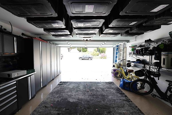 475C Garage2 0196