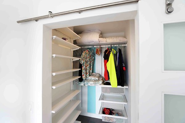 475C Bedroom 0121