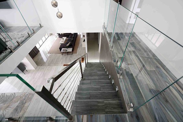 475C Staircase 0097