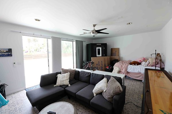 475C Pool House 0190