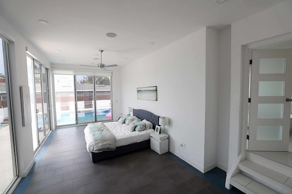 475C Master Bedroom 0078