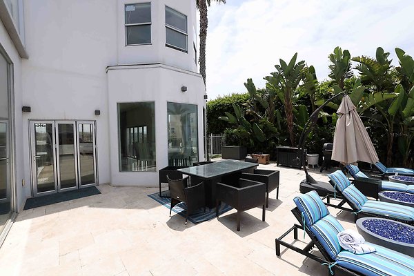 475C Patio 0159