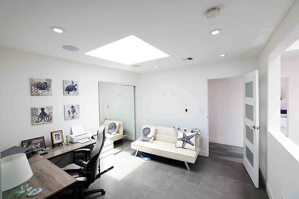 475C Office 0124