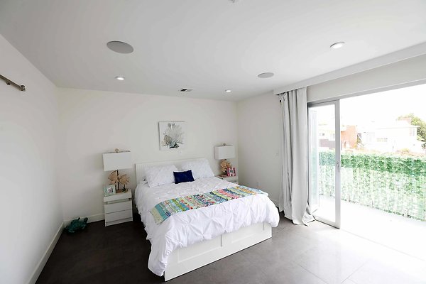 475C Bedroom 0114