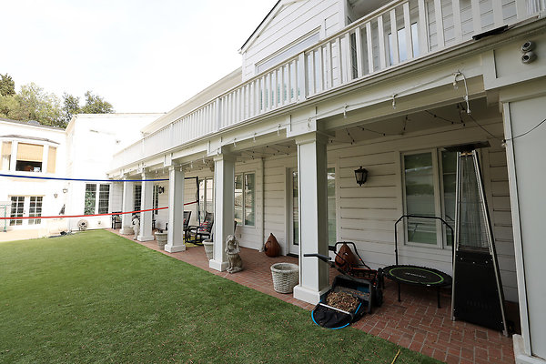 Backyard 0232