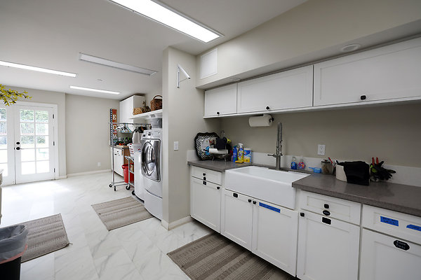 Laundry Room 0121