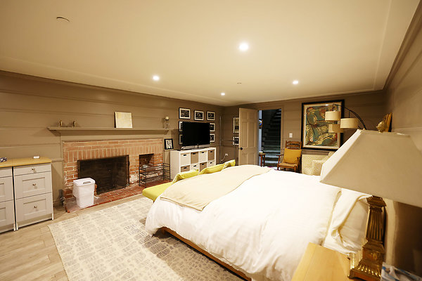 Basement Bedroom 0131