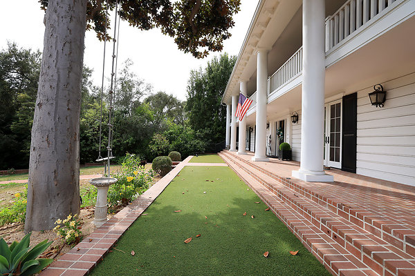 Front Yard 0027