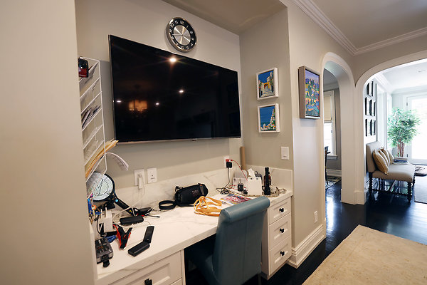 Kitchen Desk 0087