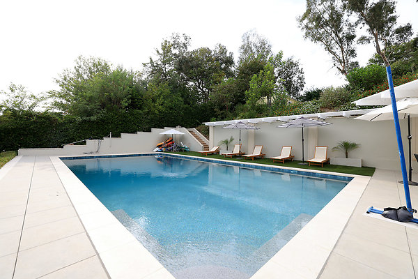 Pool 0245