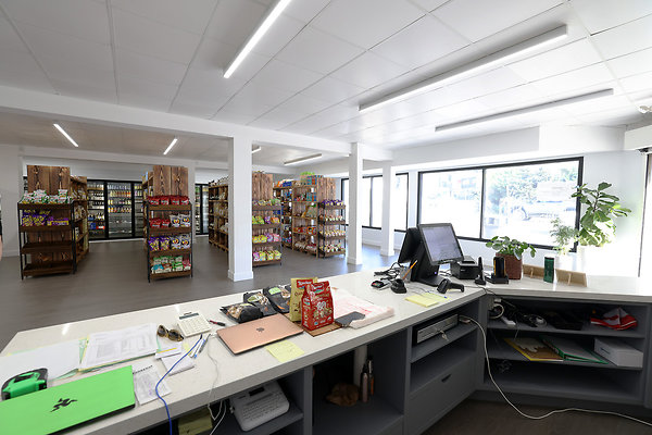 850B Cashier Stand 0144