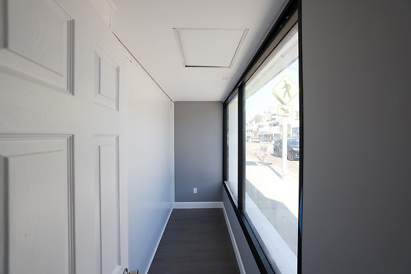 850B Front Window Storage Room 0137