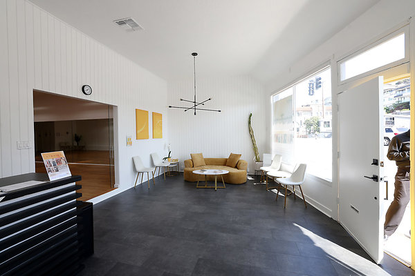 734A Lobby 0012 734A Lobby 0012