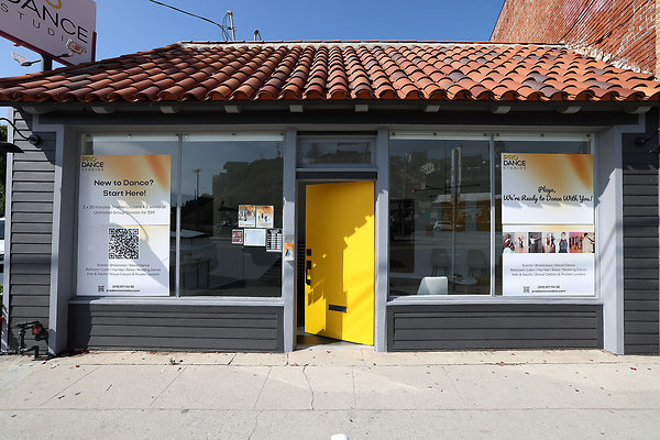 734A Front Ext 0001 734A Front Ext 0001