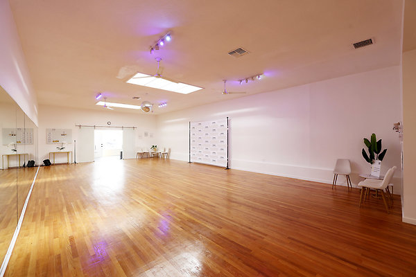 734A Dance Studio 0024 734A Dance Studio 0024