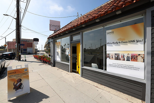 734A Front Ext RS 0004 734A Front Ext RS 0004