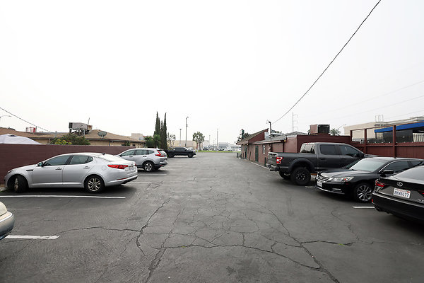 407B Parking Lot2 0074