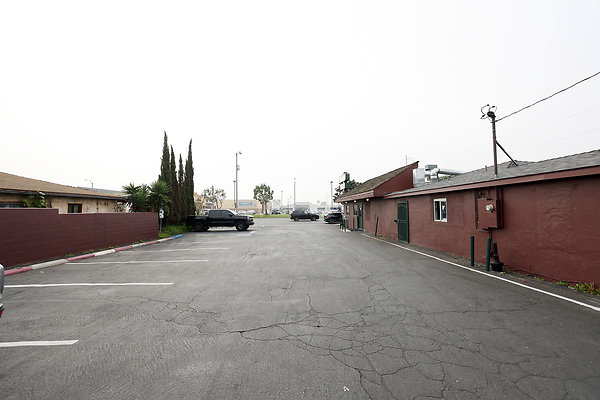 407B Parking Lot 0078