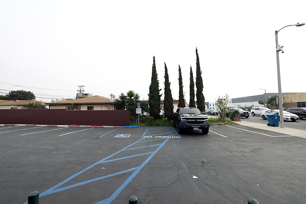 407B Parking Lot Entrance rev 0086