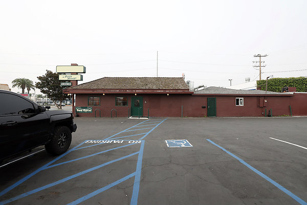 407B Parking Lot 0080