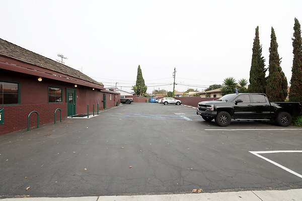 407B Parking Lot1 0081