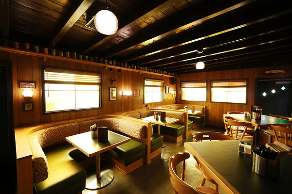 407B Dining Room 0007