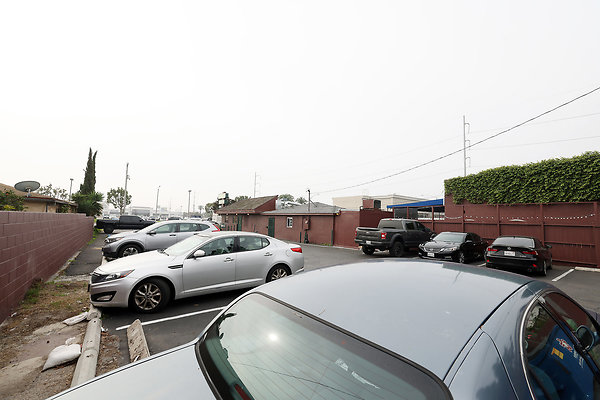 407B Parking Lot 0077