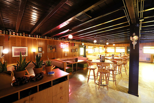 407B Dining Room 0025